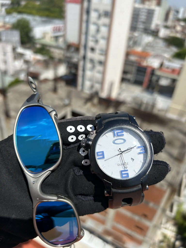 Reloj oakley white